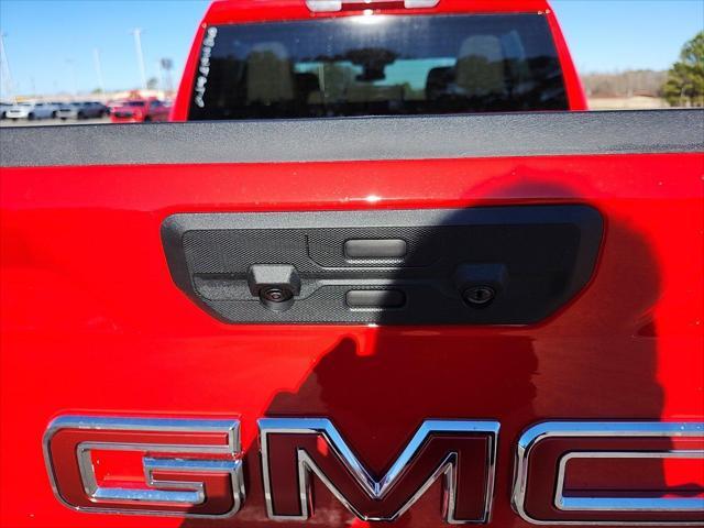 new 2025 GMC Sierra 1500 car, priced at $52,061