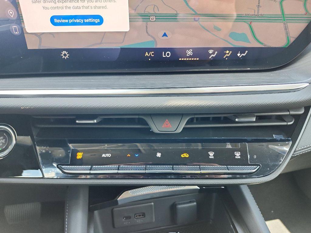 new 2025 Buick Envision car, priced at $34,551