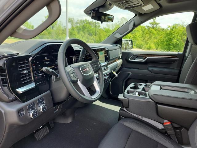 new 2025 GMC Sierra 1500 car, priced at $50,358