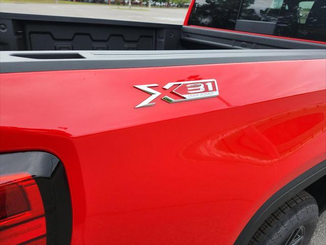 new 2025 GMC Sierra 1500 car, priced at $57,608