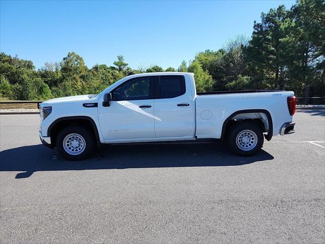 new 2025 GMC Sierra 1500 car, priced at $42,079