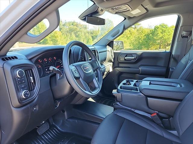 new 2025 GMC Sierra 1500 car, priced at $42,079