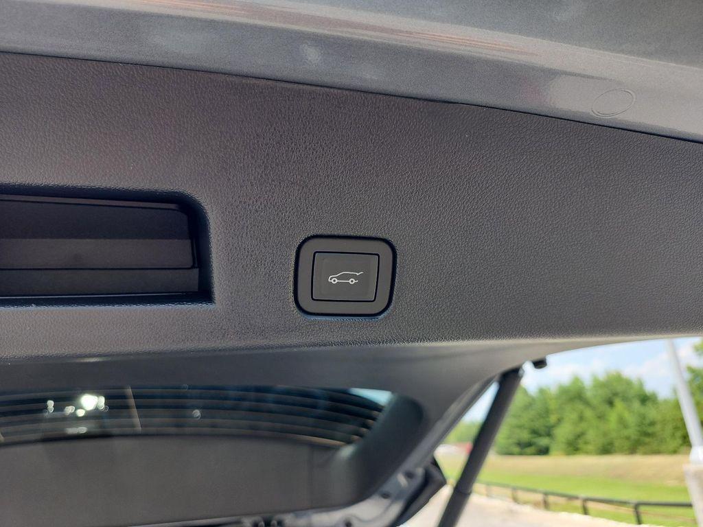 new 2026 GMC Acadia car, priced at $44,089