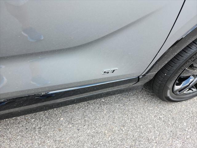 new 2025 Buick Encore GX car, priced at $31,815