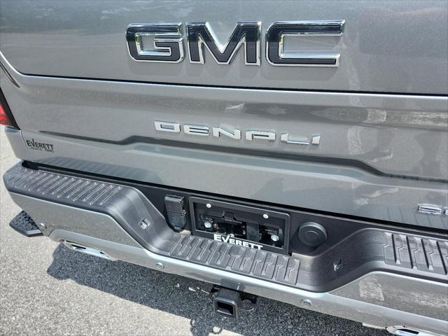 new 2025 GMC Sierra 1500 car, priced at $75,672