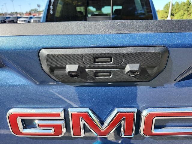 new 2025 GMC Sierra 1500 car, priced at $70,829