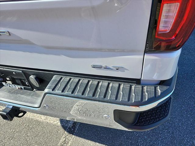 new 2025 GMC Sierra 1500 car, priced at $54,363