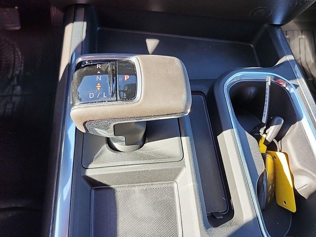 new 2025 GMC Sierra 1500 car, priced at $52,663