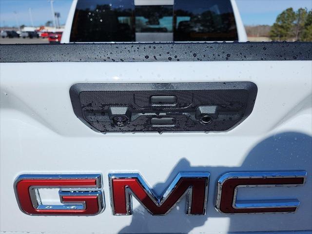 new 2025 GMC Sierra 1500 car, priced at $57,006