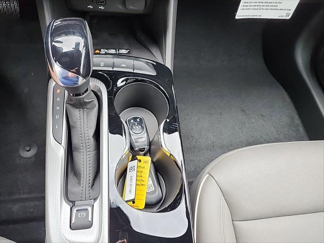 new 2025 Buick Envista car, priced at $31,325