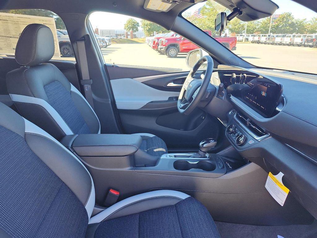 new 2026 Buick Envista car, priced at $27,155