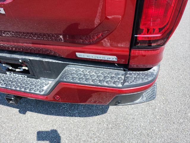 new 2025 GMC Canyon car, priced at $41,365