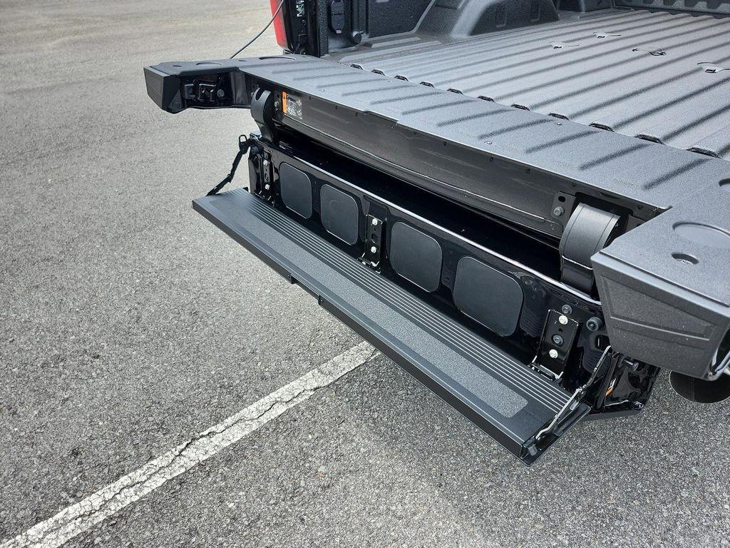 new 2025 GMC Sierra 2500 car, priced at $77,399