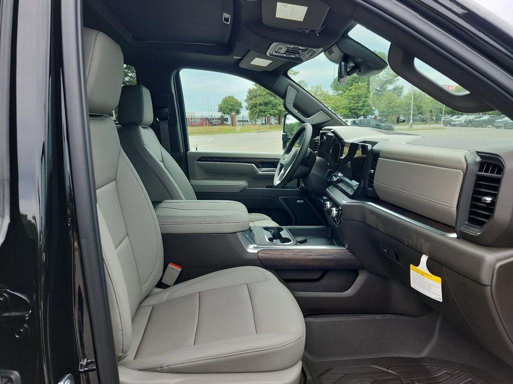 new 2025 GMC Sierra 2500 car, priced at $77,399