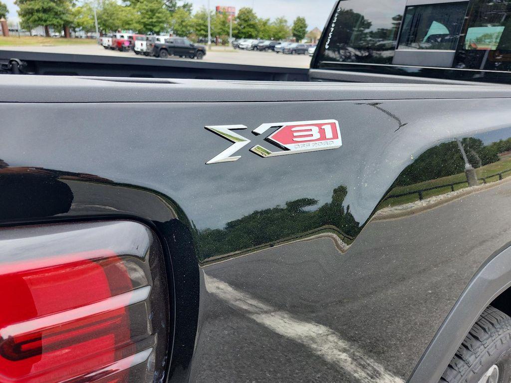 new 2025 GMC Sierra 2500 car, priced at $77,399