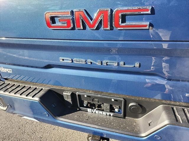 new 2025 GMC Sierra 1500 car, priced at $67,105