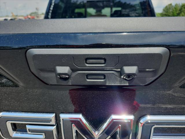new 2025 GMC Sierra 1500 car, priced at $75,672