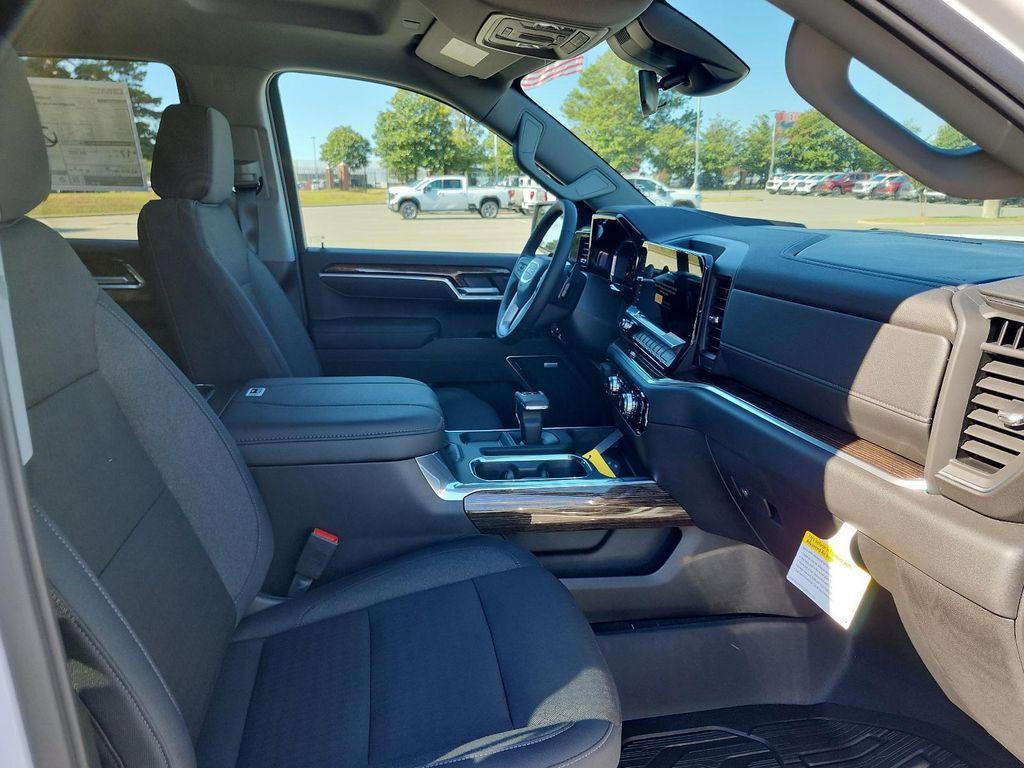 new 2026 GMC Sierra 1500 car, priced at $55,776