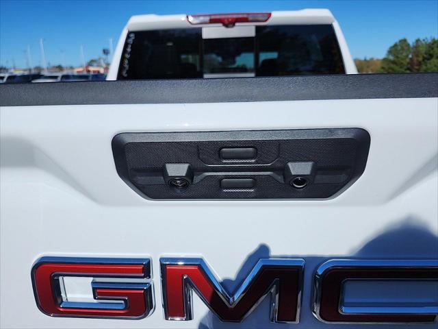 new 2025 GMC Sierra 1500 car, priced at $67,402