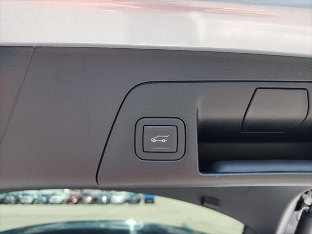 new 2025 Buick Envision car, priced at $43,735