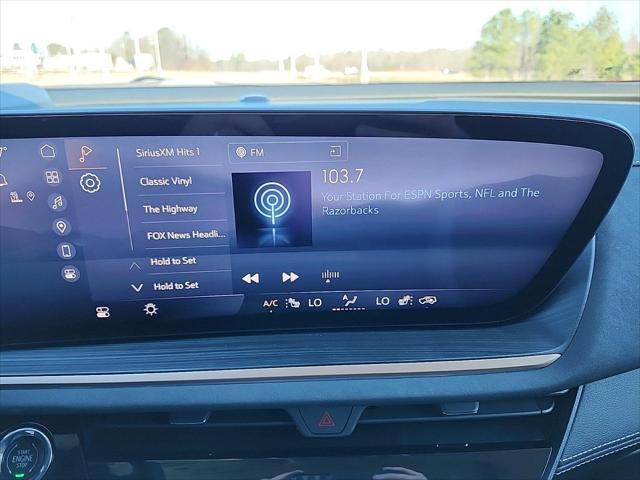 new 2025 Buick Envision car, priced at $41,661