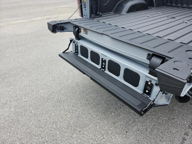 new 2025 GMC Sierra 2500 car, priced at $83,146