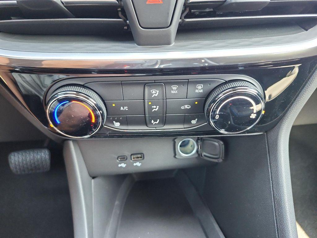 new 2026 Buick Encore GX car, priced at $25,267