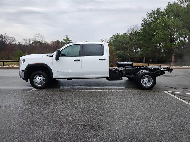 new 2025 GMC Sierra 3500 car, priced at $67,743