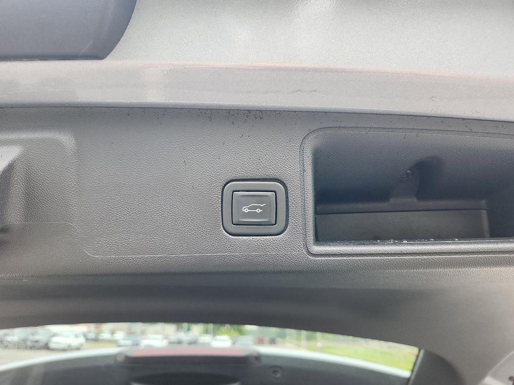 used 2023 GMC Terrain car, priced at $26,621