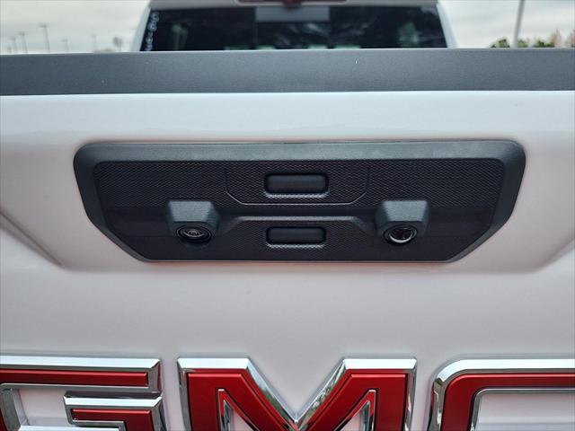 new 2025 GMC Sierra 1500 car, priced at $67,402