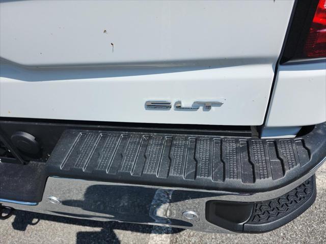 new 2025 GMC Sierra 1500 car, priced at $59,278