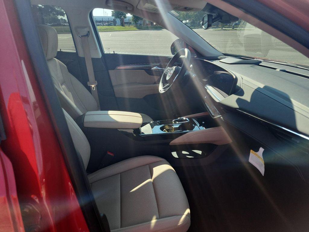 new 2025 Buick Envision car, priced at $30,816