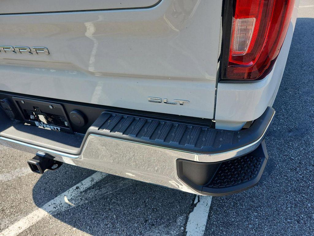new 2026 GMC Sierra 1500 car, priced at $51,694