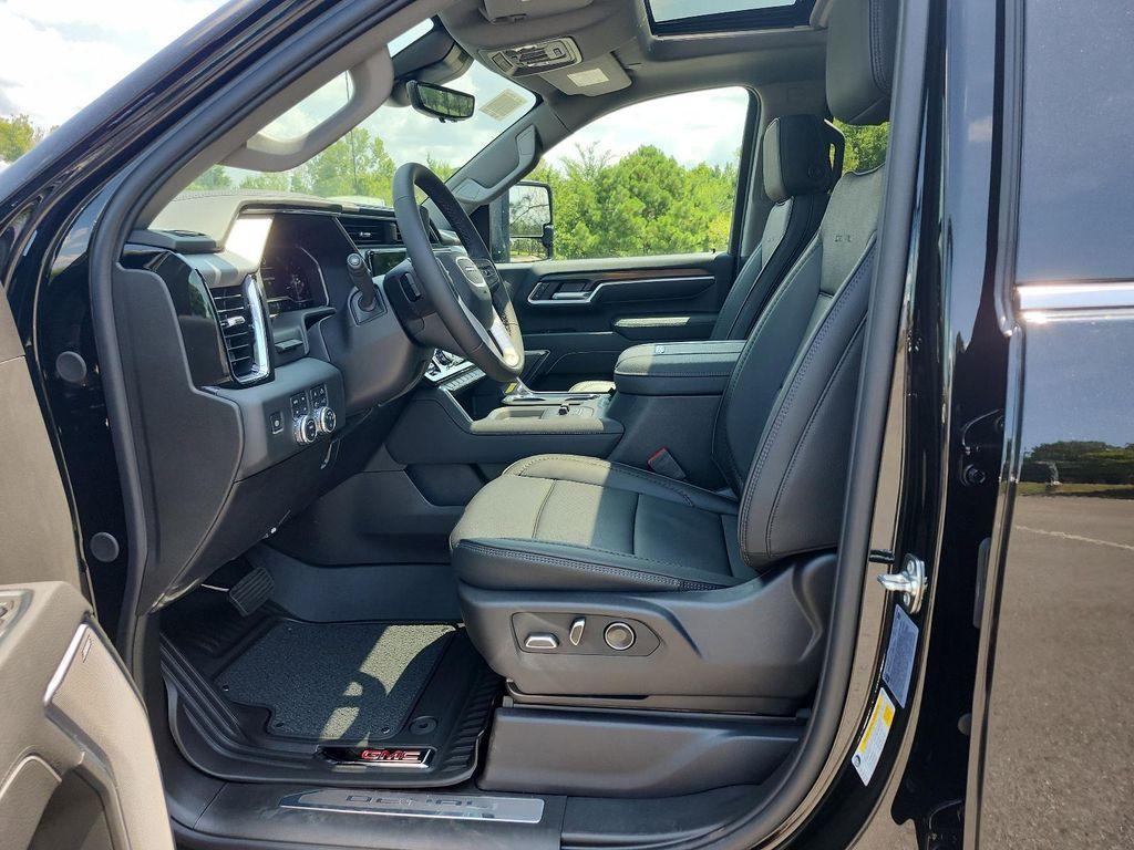 new 2025 GMC Sierra 2500 car, priced at $82,327