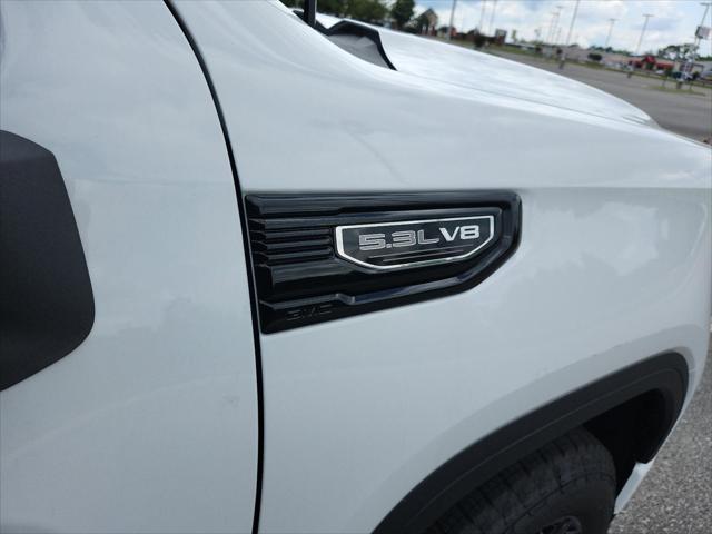 new 2025 GMC Sierra 1500 car, priced at $53,058