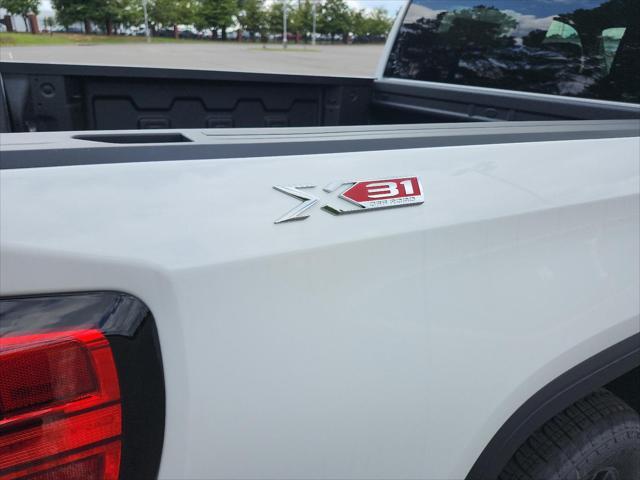 new 2025 GMC Sierra 1500 car, priced at $53,058