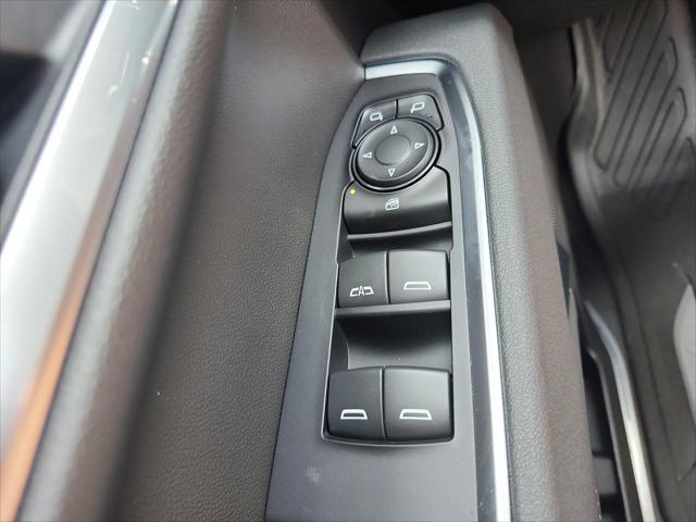new 2025 GMC Sierra 1500 car, priced at $53,058