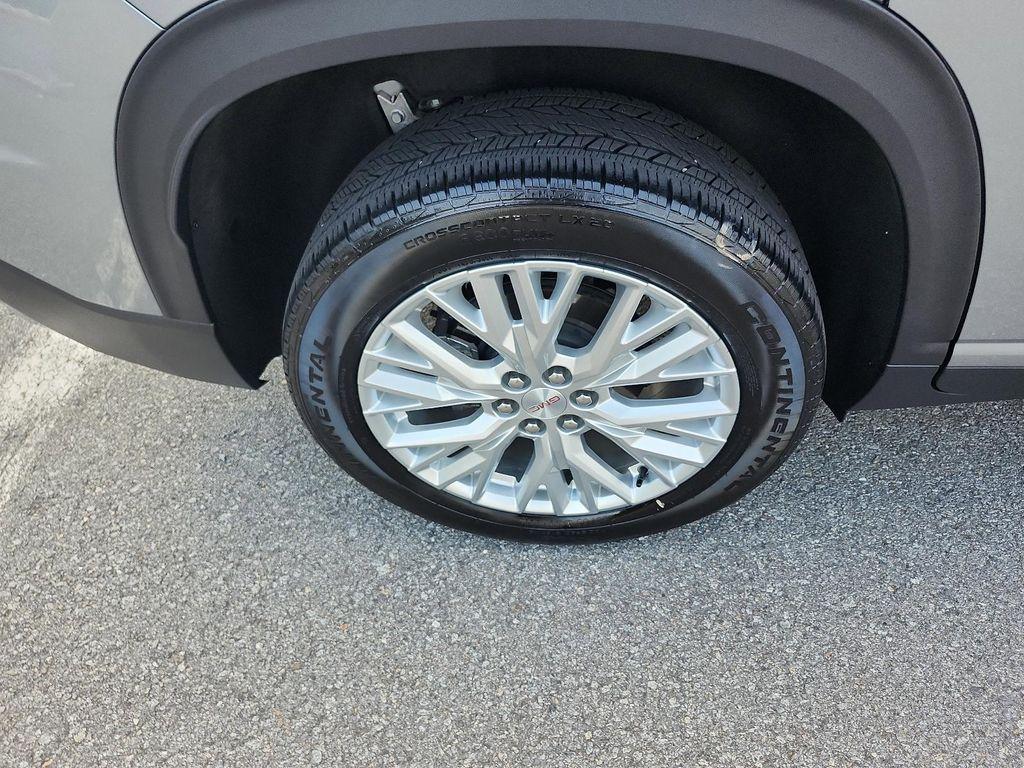 used 2024 GMC Acadia car, priced at $37,721