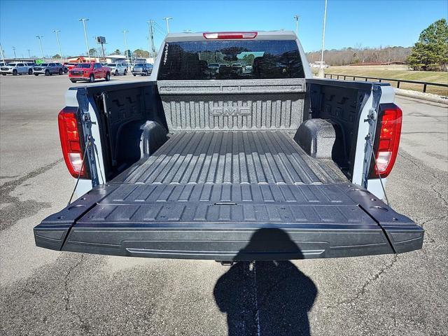 new 2025 GMC Sierra 1500 car, priced at $52,061