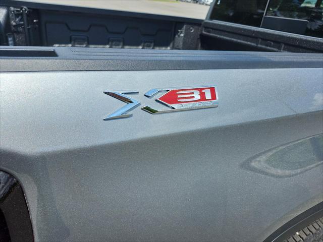 new 2025 GMC Sierra 1500 car, priced at $60,633