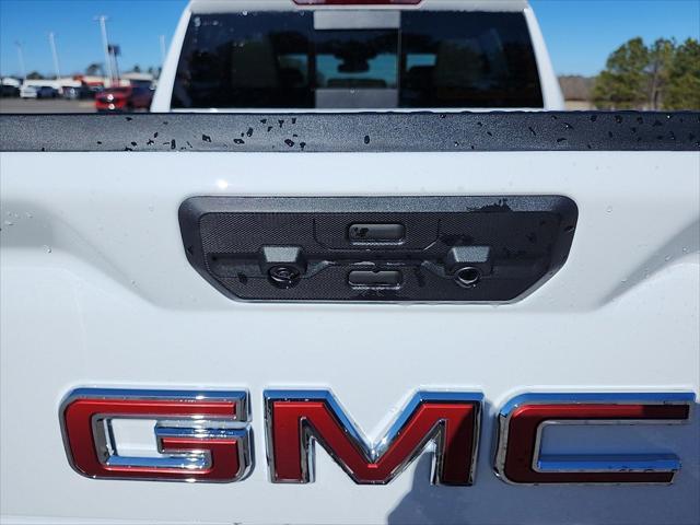 new 2025 GMC Sierra 1500 car, priced at $57,006