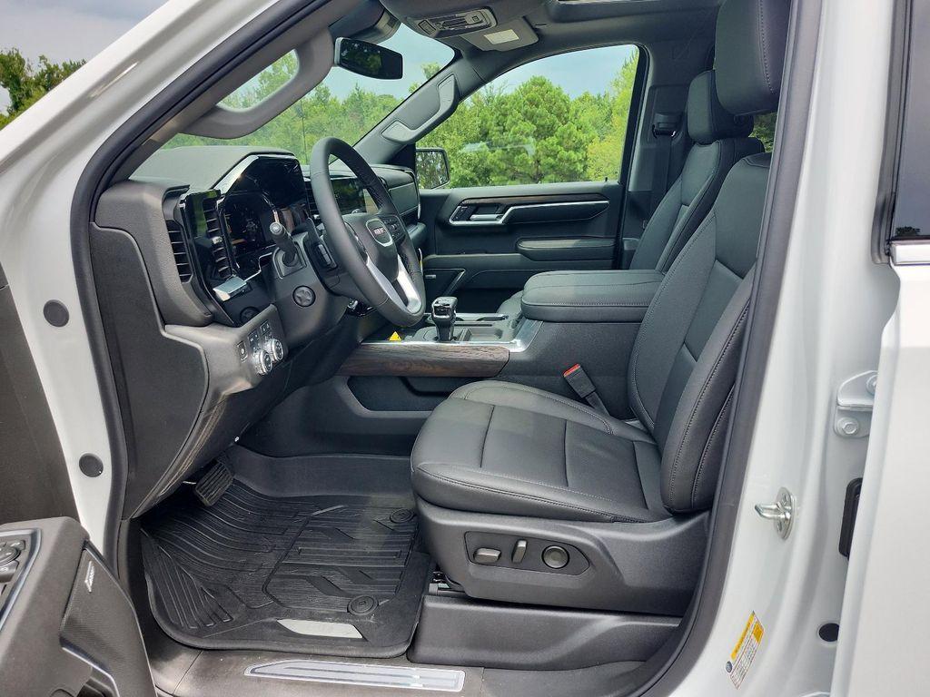 new 2026 GMC Sierra 1500 car, priced at $67,840