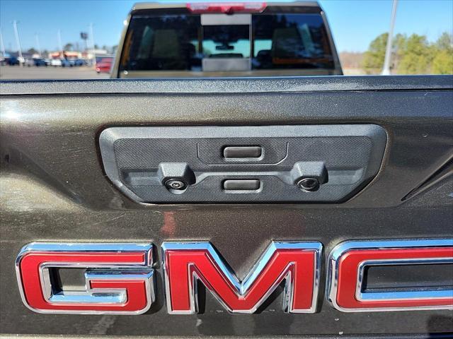 used 2022 GMC Sierra 2500 car, priced at $60,353