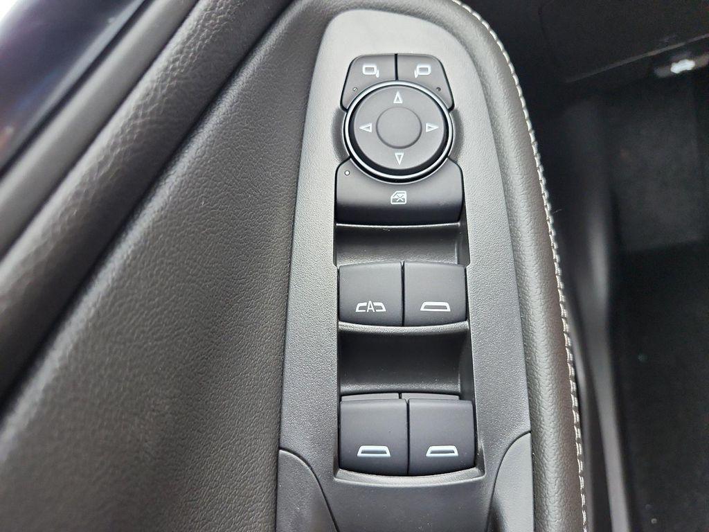 new 2026 Buick Encore GX car, priced at $25,513