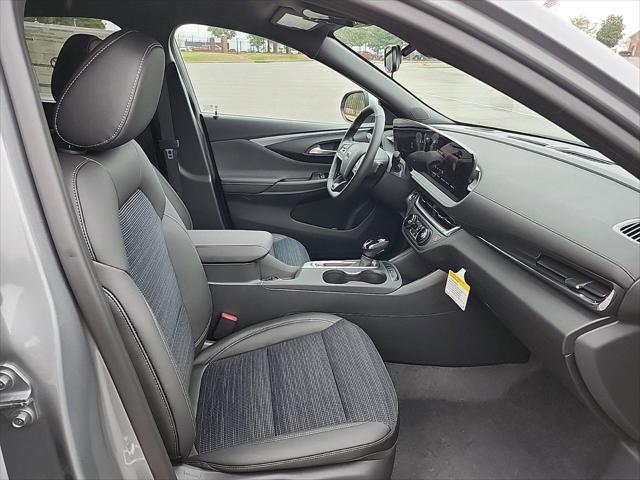 new 2025 Buick Envista car, priced at $25,355