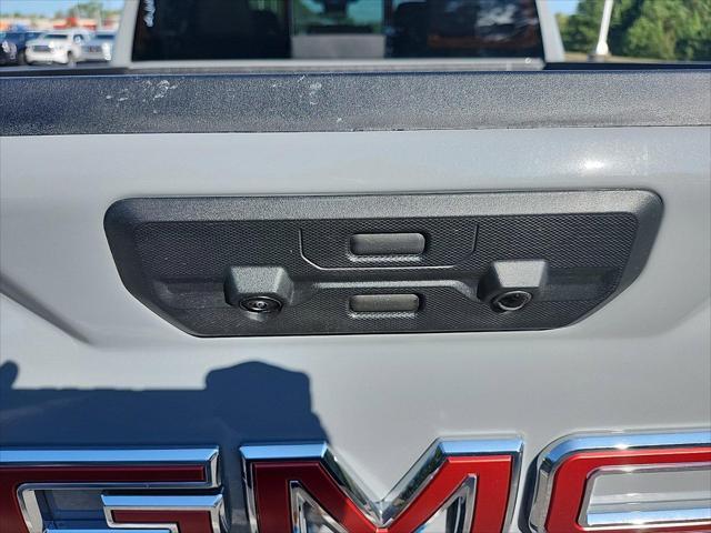 new 2025 GMC Sierra 1500 car, priced at $78,075