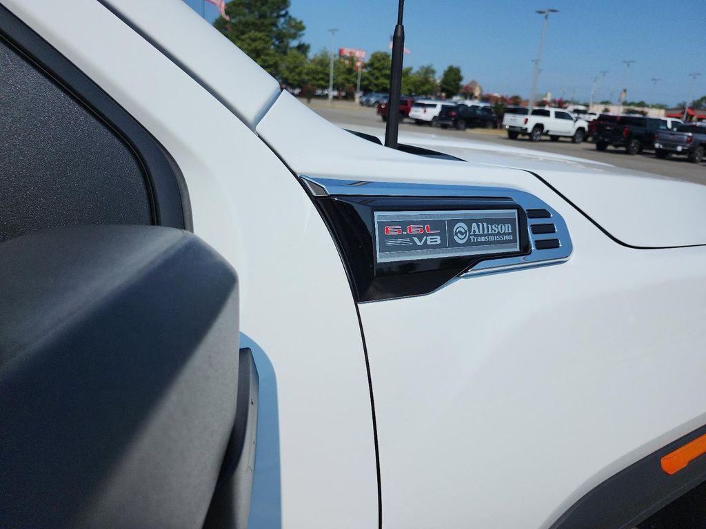 new 2025 GMC Sierra 2500 car, priced at $52,812