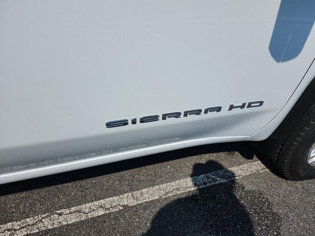 new 2025 GMC Sierra 2500 car, priced at $52,812