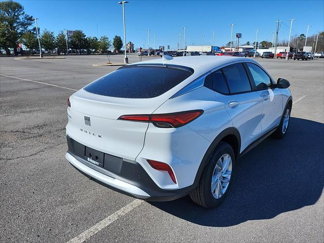 new 2025 Buick Envista car, priced at $25,897