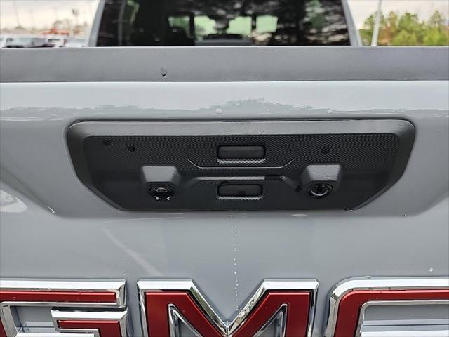 new 2025 GMC Sierra 1500 car, priced at $69,079